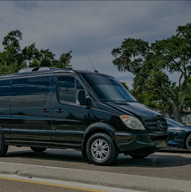 Mercedes-Benz Sprinter Minibus